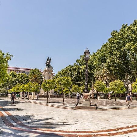 Waou Cosy I Sevilla Cathedral Exterior photo