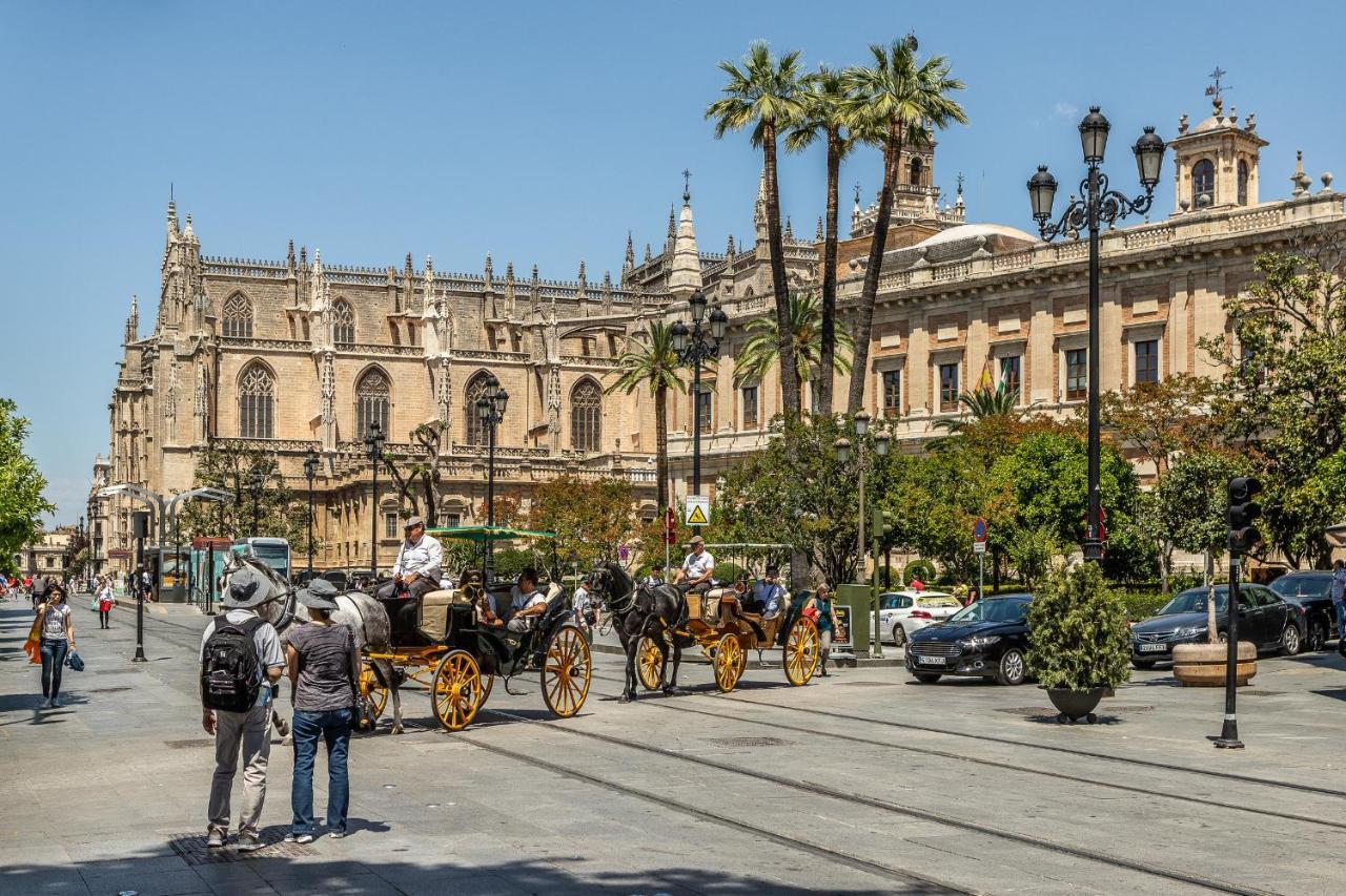 Waou Cosy I Sevilla Cathedral Exterior photo